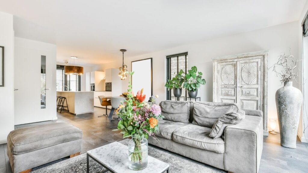 GREY LIVING ROOM WITH RUSTIC AESTHETIC