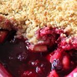 apple and blackberry crumble