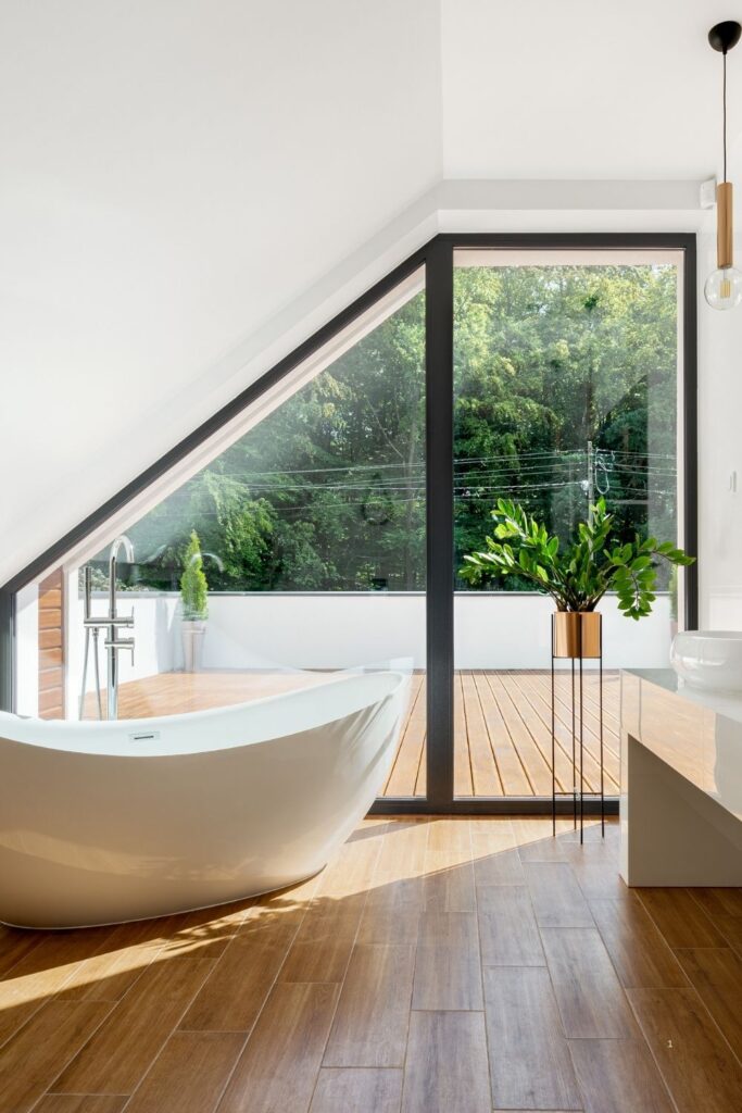 FREE STANDING SLIPPER BATH