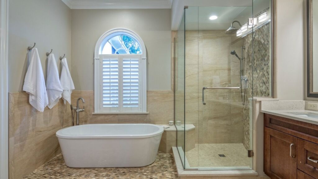 ROLL TUB CUBICLE SHOWER